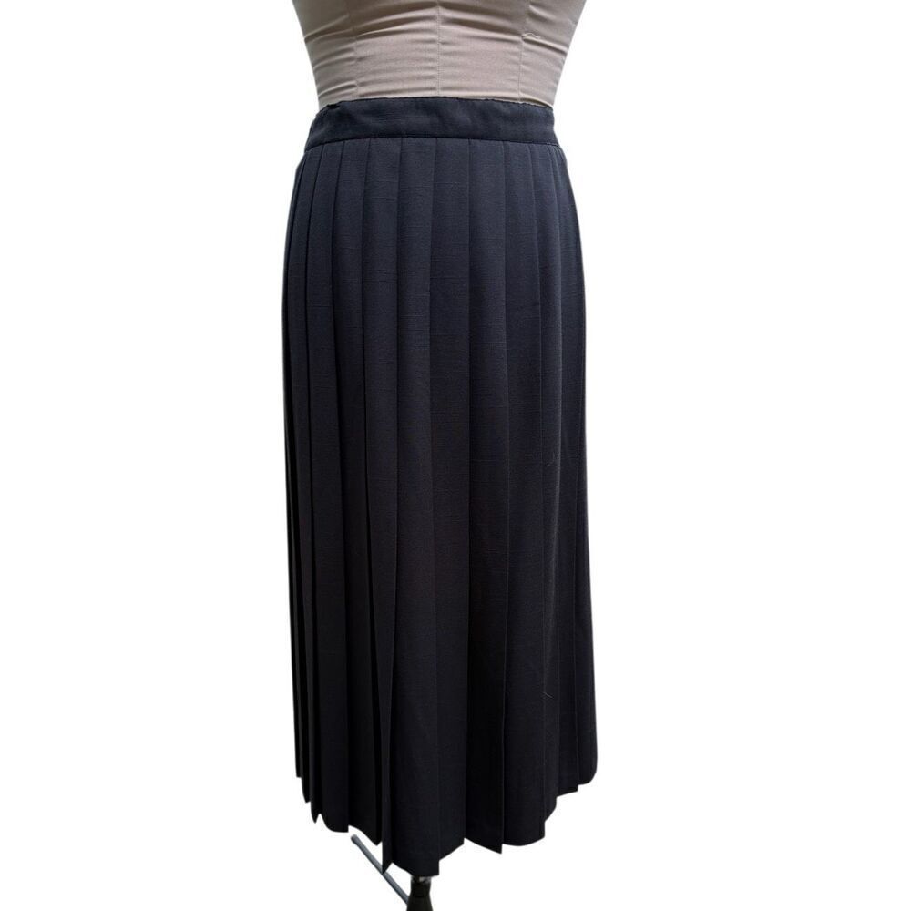 NWT Liz Baker Essentials Pleated Midi Skirt Sz. 14 Black Side Buttons Stretch Wa